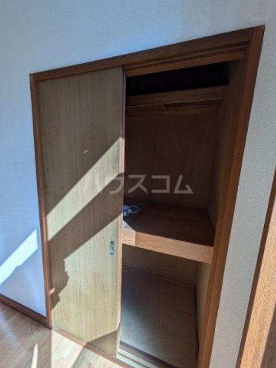 サンクス渡里の内装