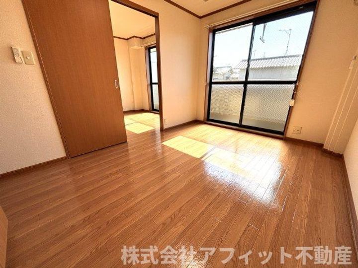 グリーンフィールドの居間