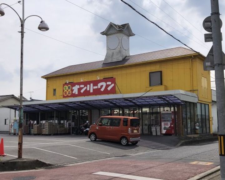グリーンフィールドの周辺