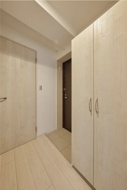 東京都荒川区南千住5(マンション)の賃貸物件の玄関