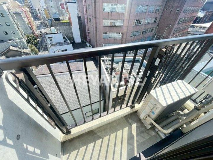 Two Livingの内装