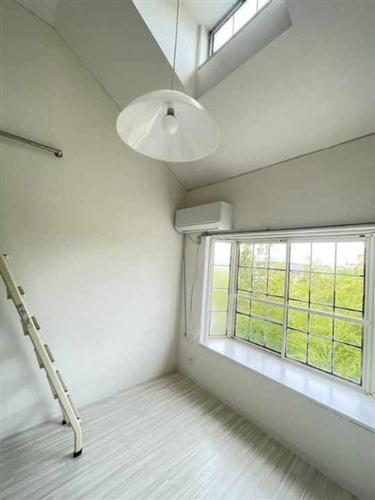 ベルピア八柱第1-2の居間