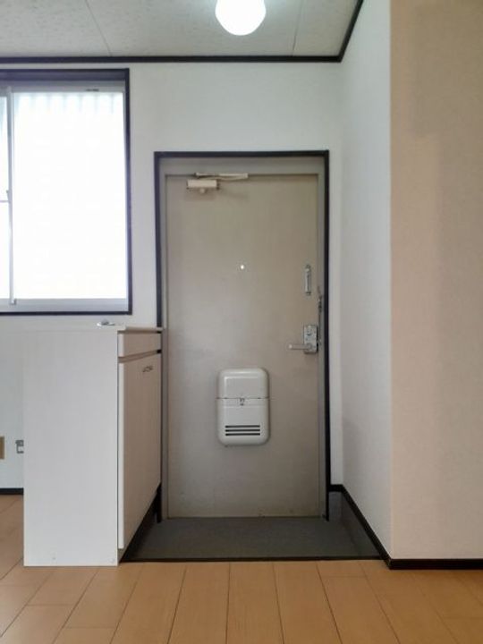 シティハイツ矢吹の玄関