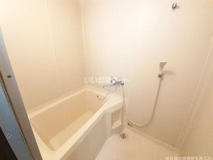 セントリバーハイツ千代崎Aの風呂