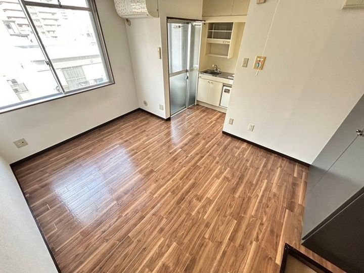 サニーベル住吉の居間