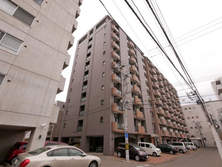 北海道札幌市中央区南五条西10(マンション)の賃貸物件の外観