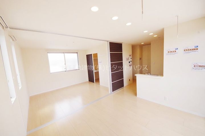 アリュールの居間