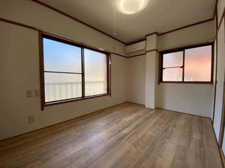 室岡ハイツの内装