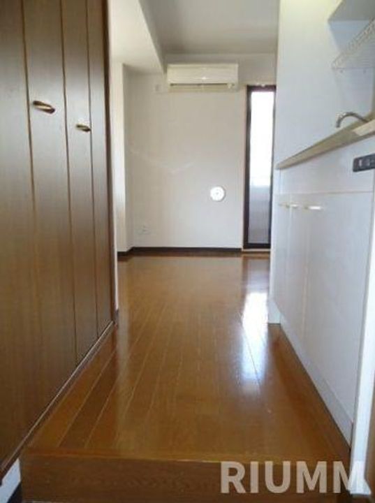 東京都中野区弥生町2(マンション)の賃貸物件の玄関