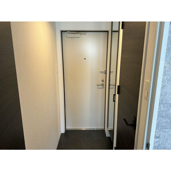 北海道札幌市北区北三十八条西2(マンション)の賃貸物件の玄関