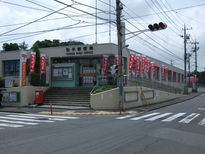 サンヒルズBの周辺