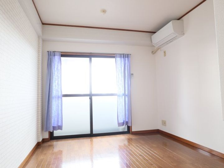 ストーンハイムの居間