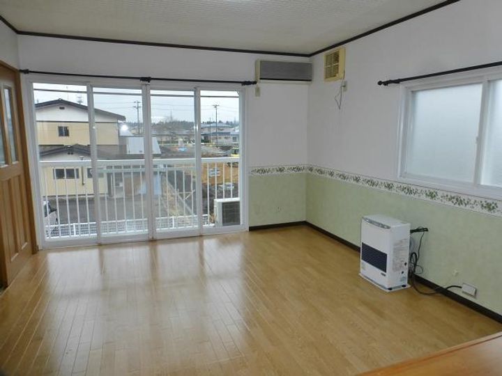 グローバルタウンKIの居間