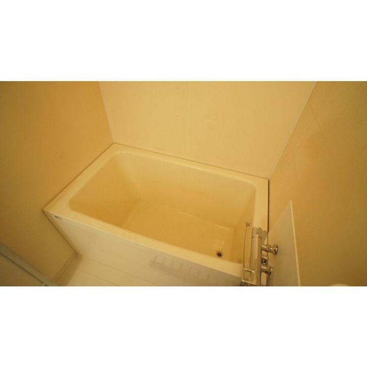 メゾン志氏野の風呂