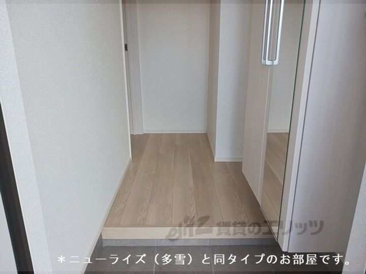 サンリットガーデンの玄関