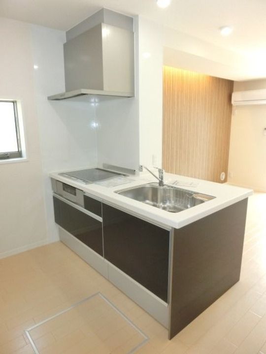 ウイングガーデンB棟のキッチン