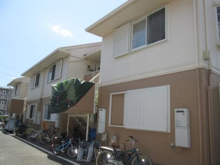 神奈川県藤沢市辻堂元町5(アパート)の賃貸物件の玄関