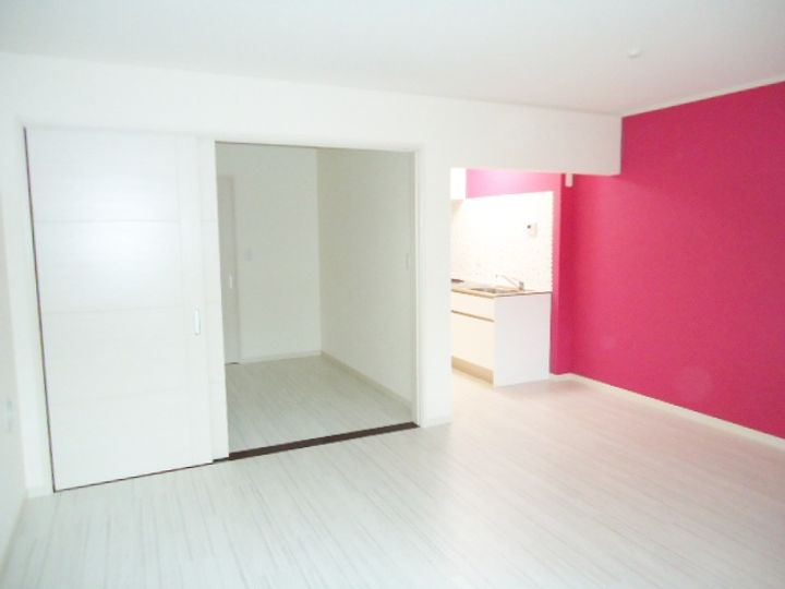 ヴィラ・カメリアの居間