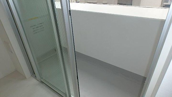 HY’s Confront横濱BAYの内装