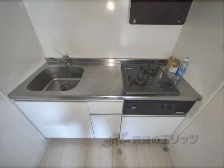 ラミアカーサ衣摺のキッチン