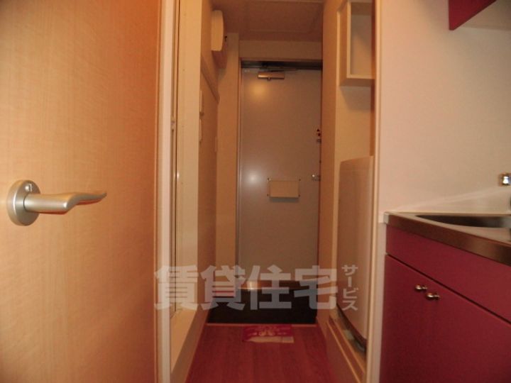 大阪府高槻市若松町(マンション)の賃貸物件の玄関