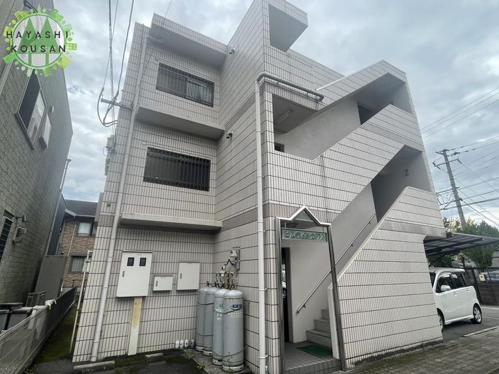 ヒルサイドカワノの外観