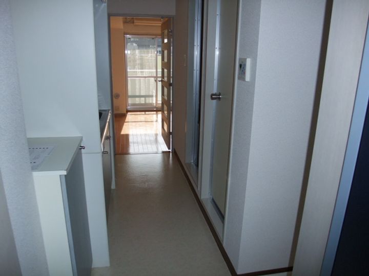 オプティマルレジデンスの玄関