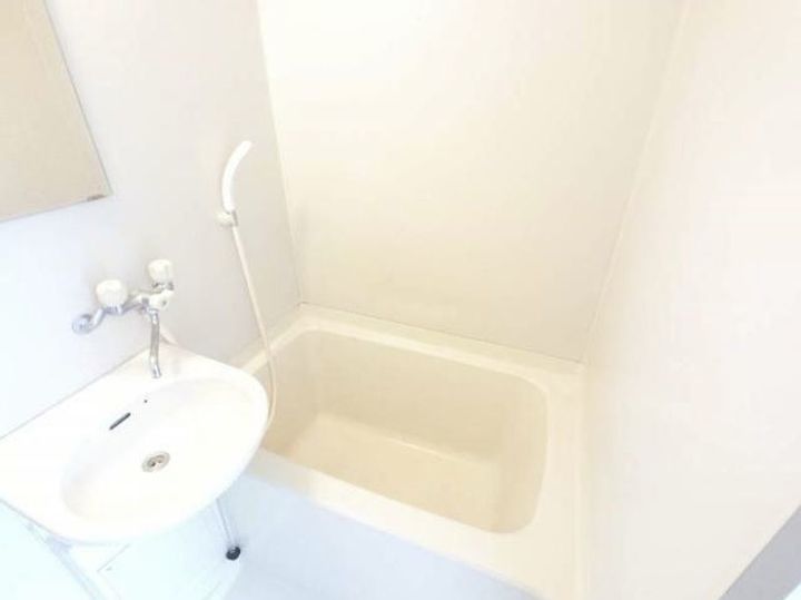 ブルーガード駿河の風呂