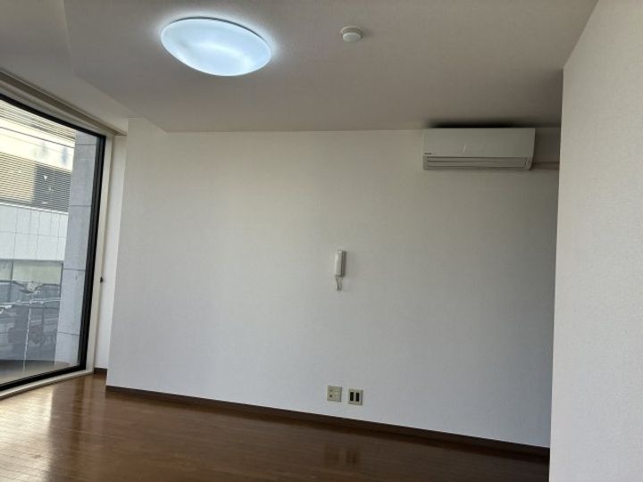 森島ビルIIの居間
