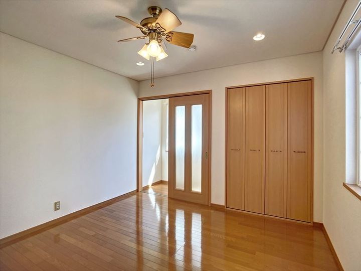 ポポラーレの居間