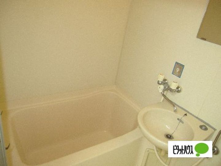 ハイツ稲穂の風呂