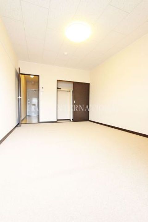 埼玉県越谷市大字大道(マンション)の賃貸物件の居間