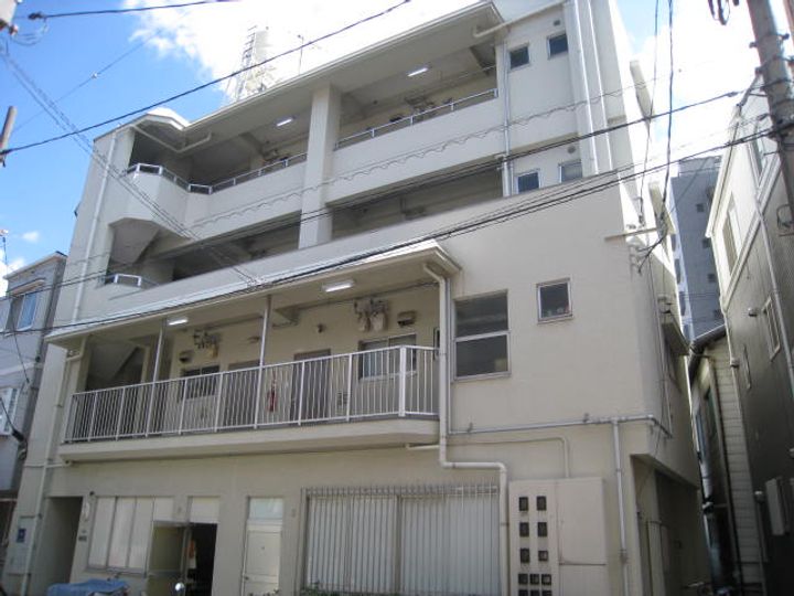 吉村ビルの外観