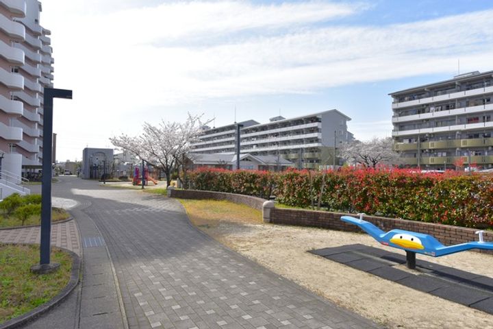 URアーバンラフレ小幡の地図