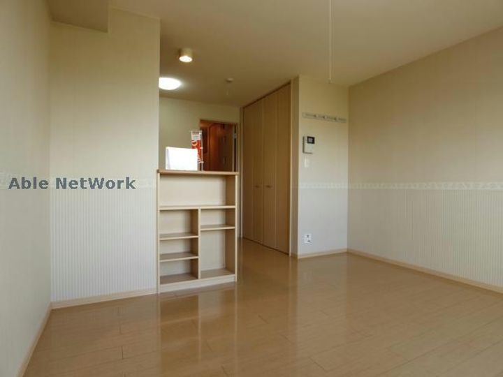 プティ・クールの居間