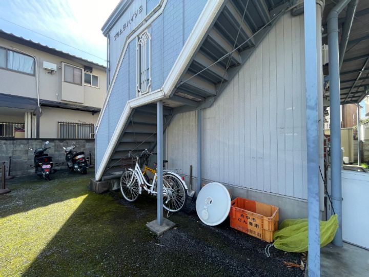 プリムラハイツBの地図