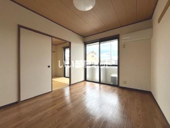 ORコーポの居間