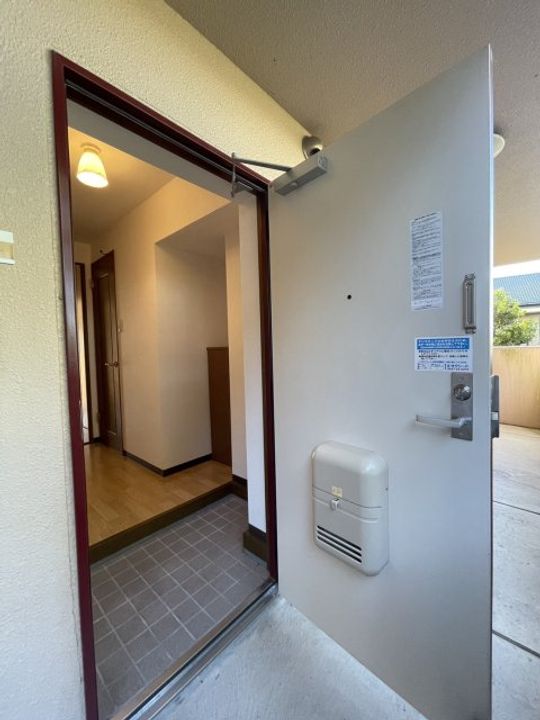 リアライズ掛川IIIの玄関
