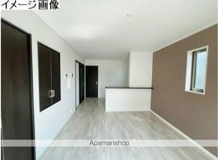 ガレージハウスコスモの居間