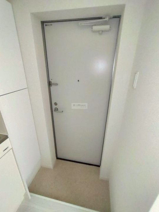 東京都大田区南蒲田3(アパート)の賃貸物件の玄関