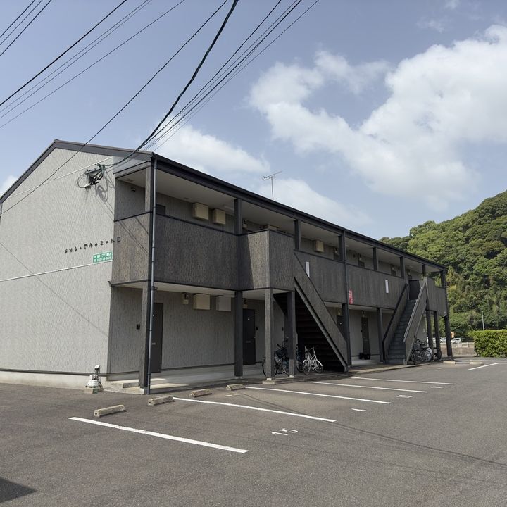 メゾンアヴィニールIIの外観