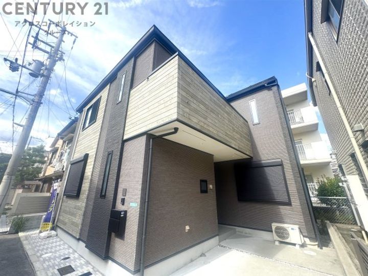 兵庫県西宮市六軒町(一戸建)の賃貸物件の外観