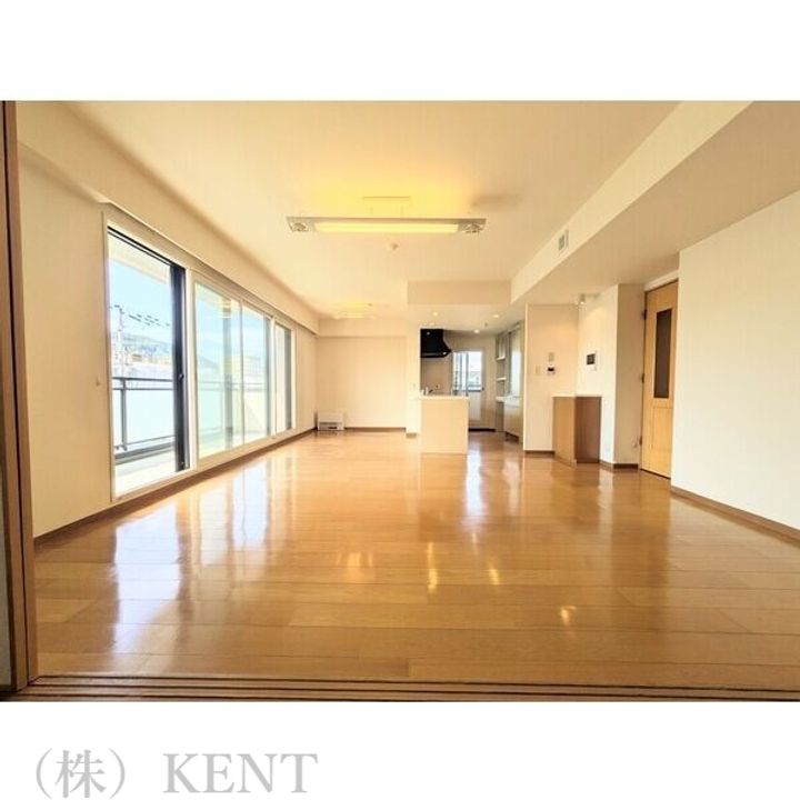 クルーザーバレー宮の沢IIIの居間