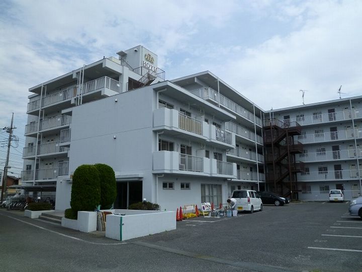 ホーユウパレス本庄の外観