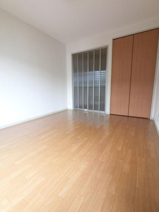 神奈川県川崎市中原区市ノ坪(マンション)の賃貸物件の居間