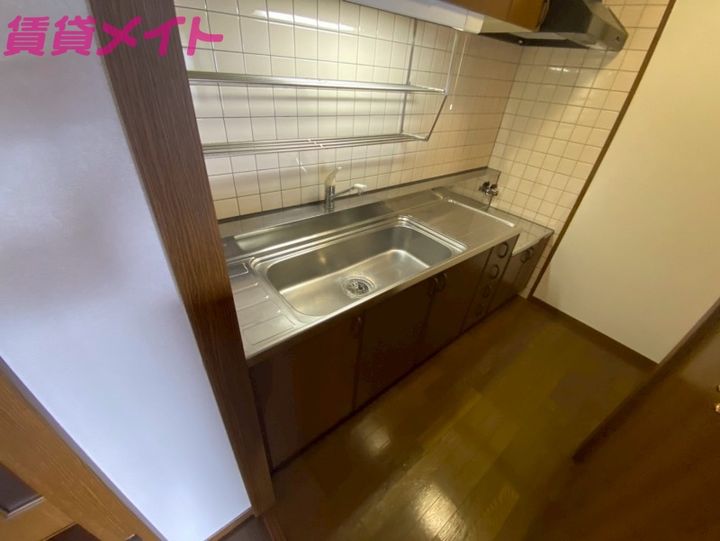 センチュリーハイランドのキッチン