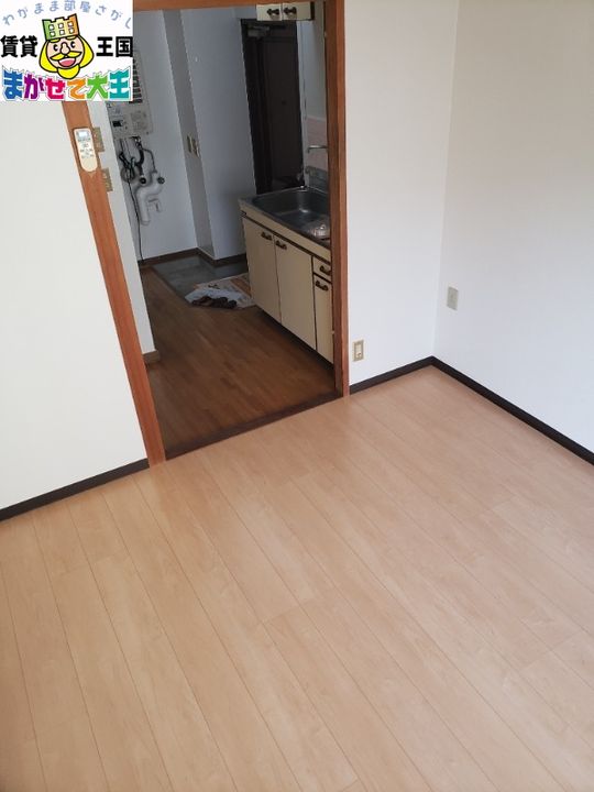 ヨシタニハイツの内装