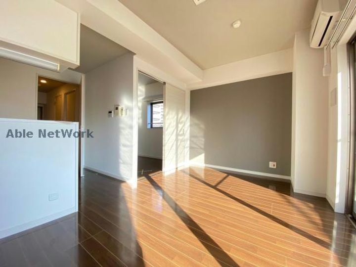 ドルチェ新町の居間