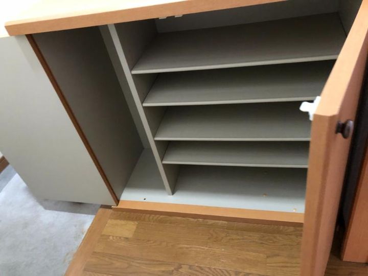 ハイツレガードの玄関