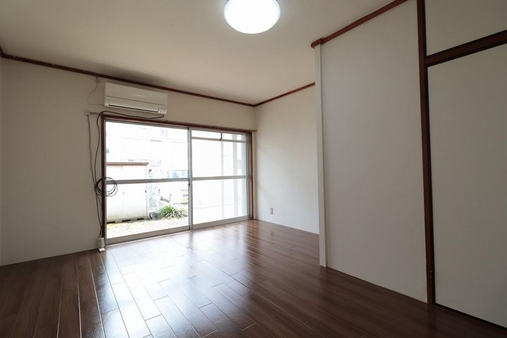 コーポ永和の居間